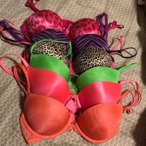 PINK Victoria’s Secret bras bundle